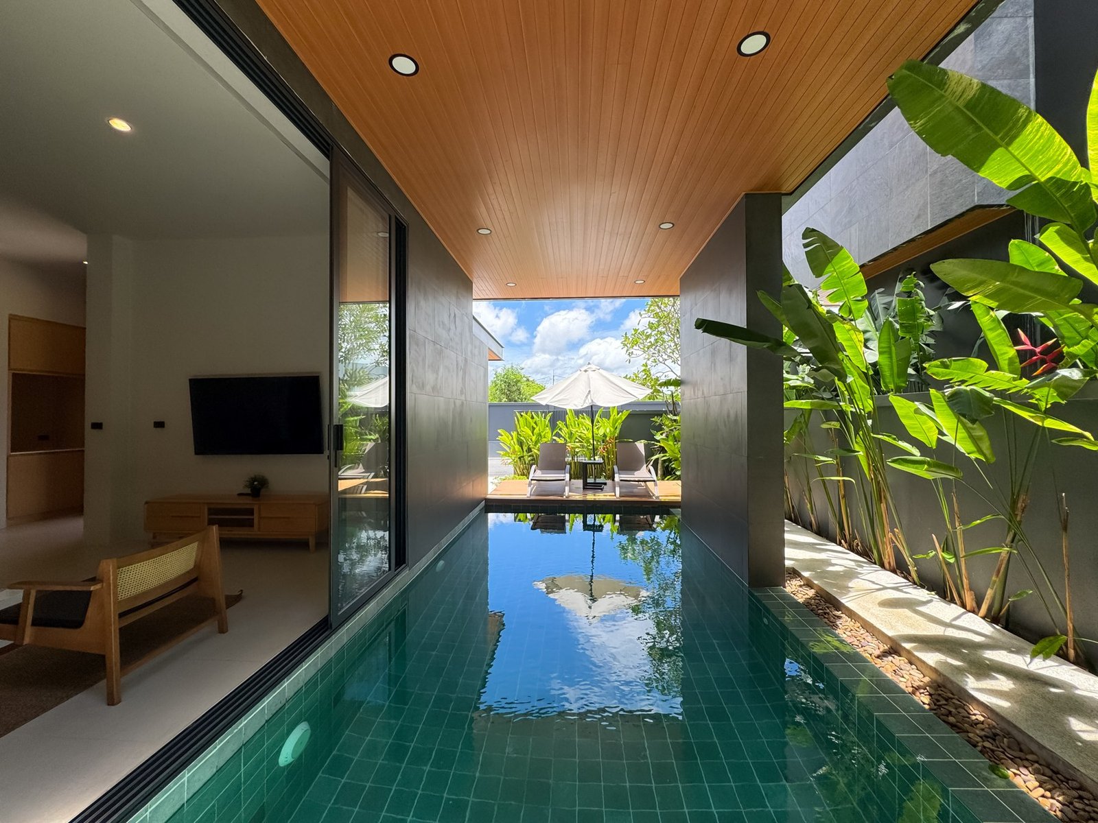Villa Mada B and its private pool